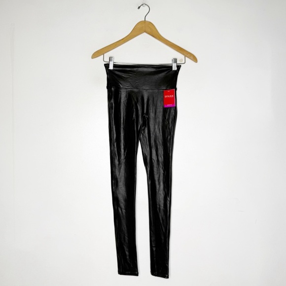 Spanx Black Faux Leather Leggings NWT Size Small 4/6 - Picture 2 of 7